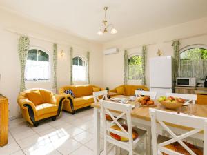 Holiday Home Capella by Interhome