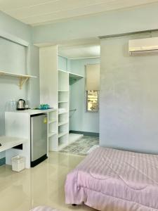 PJ PLACE
