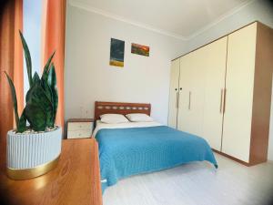 На Дорошенка 1, краща локація,центр