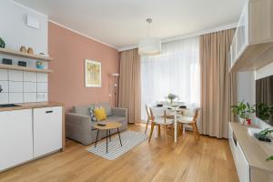 Trendy Apartment Polna in Poznan by Renters