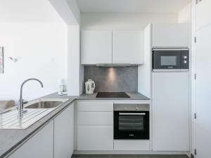 Apartment on Sea Wall with Stunning Views