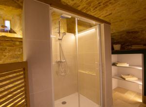B&B / Chambres d'hotes Le Clos de la Tour : photos des chambres