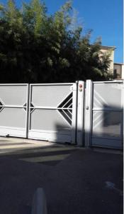 Appartements Joli Appart / Parking / CLIM / WIFI : photos des chambres