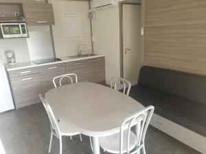 Campings CAMPING MUNICIPAL LA SAPINETTE : photos des chambres