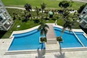 Beautiful Penthouse with private elevator in Hard Rock Golf