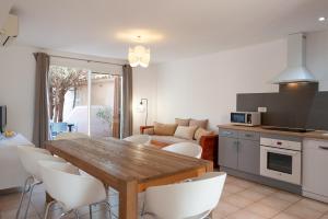 Appart'hotels Residence Marina Di Santa Giulia : photos des chambres
