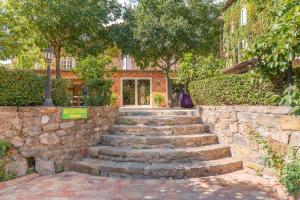 Hotels Logis Hotel Restaurant Le Pradinas : photos des chambres