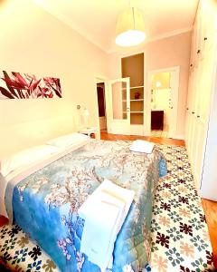 Luxury Apartment by Palazzo Senesi