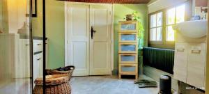 B&B / Chambres d'hotes Luxury B&B Maison a votre Sante, in Bordeaux wine region : Suite Deluxe avec Lit King-Size