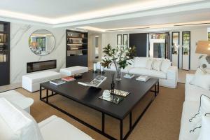 Villa Mercedes - Luxury 5-Bedroom Villa in Las Brisas, Marbella