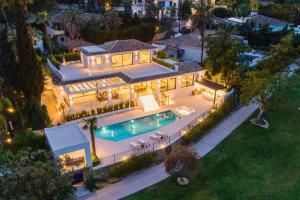 Villa Mercedes - Luxury 5-Bedroom Villa in Las Brisas, Marbella