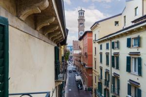 Appartamento con Balcone - Edificio Separato