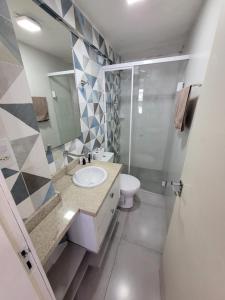 Loft prédio frente mar RodaGigante BrisaMarBC1