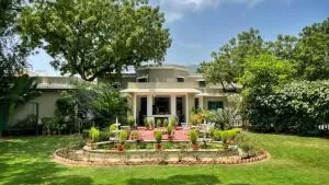 Vijai Mahal - A Colonial Homestay - Srīnagar