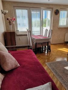 Apartament Złota 67