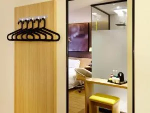 7天优品·洛阳九都路中国国花园店 - 伊川