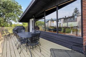 Semi Detached Mountain View Chalet