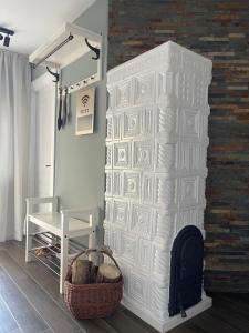 In Maramu’ la Mocanita!