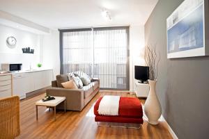 Feelathome Poblenou Beach Apartments