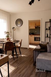 Lieblingsplatz by Julia & Tom