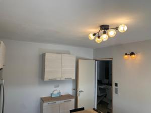 Maisons d'hotes Maison calme/Chambre privee/Clim+TV/Petit dejeuner inclu/tout confort : photos des chambres