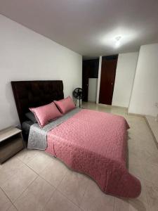 Apto cerca al terminal, wifi, 3 habitaciones