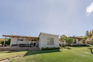 Dennehof Farm Guesthouse - Klipkraal