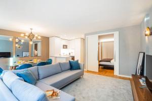 Renovato Deluxe Apartment