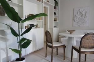 Mr. Nomad: Casa Bohem in Uptown