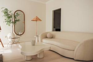 Mr. Nomad: Casa Bohem in Uptown