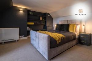 Super Central 3BR Apartment Close to North Lanes Brighton Beach and Shopping Centre