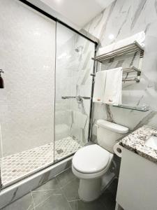 Double Room with Private Bathroom room in Starlight Hotel