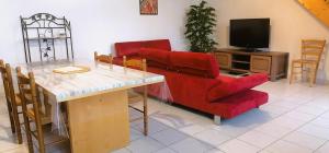 LE PUY DU FOU A 5 KM GITE 4 PERSONNES