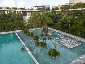 Mistiq Luxury Getaway