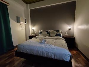 RedDoorz @ LQJ Hotel Old Buswang Kalibo