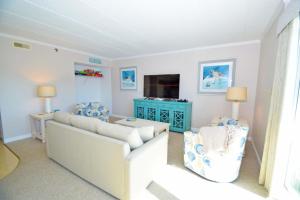Surfwood 203 condo