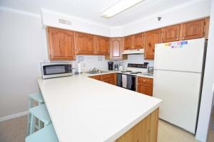 Surfwood 203 condo