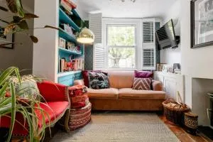 Quaint 2Bed Cottage w fireplace in central Ashford - Hothfield Quaint 2Bed Cottage w fireplace in central Ashford - Hothfield