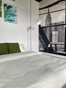 Appartement condo avec terrasse privée dans le Quartier des Spectacles