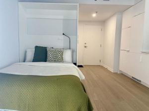 Appartement condo avec terrasse privée dans le Quartier des Spectacles