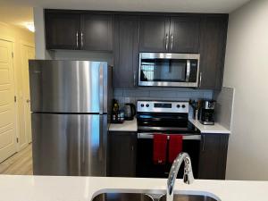 The Waterfront cozy 1 bd suite in Rockland Park, Tuscany NW