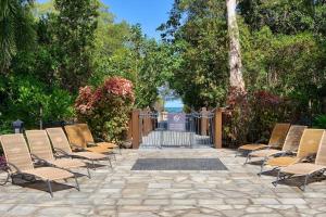 Vista Bleu - King Suite at Temple Resort