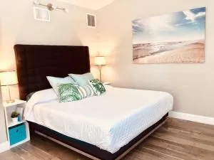 Paradise Hideaway Entire guest home near beach - Clearwater