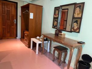 A Hotel Budget