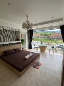 Petunya Phuket Guest House - 卡图