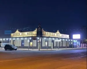 Broken Hill Hotel - Boulder