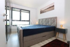 Einpark Fabulous Apartment with Private parking