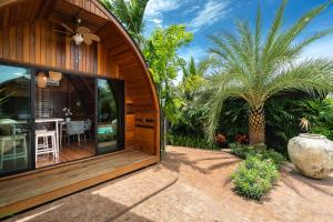 Tropical Chalet 2BR Villa Pasak Paradise 1 with Private Pool, Laguna 10 min drive