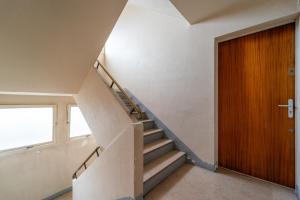 Appartements Red Wood - Appt proche Aeroport Paris-Orly : Appartement 1 Chambre