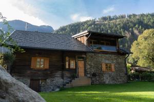 Chalet Schmelz Huette mit Sauna und Garten